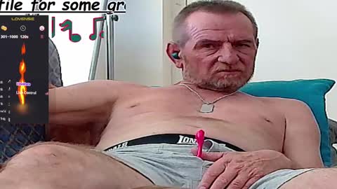 Snapshot of forexxxx_man chatting on 03-06-25, 11:25 doc online show from 03-06-25, 11:25