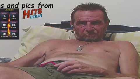 Snapshot of forexxxx_man chatting on 09-21-25, 01:18 doc online show from 09-21-25, 01:18