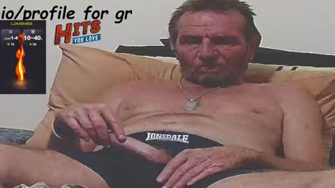 Snapshot of forexxxx_man chatting on 09-23-25, 12:24 doc online show from 09-23-25, 12:24