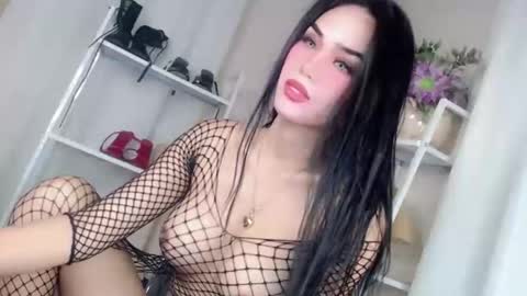 KHATRINA STACIE MARIE online show from 04-13-26, 01:11