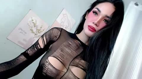 KHATRINA STACIE MARIE online show from 07-20-26, 08:33