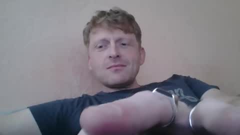 Snapshot of forgotten_lover chatting on 10-24-25, 09:17 forgotten_lover online show from 10-24-25, 09:17