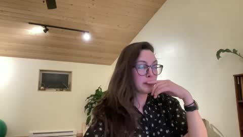 formicaforest online show from 02-23-25, 02:07