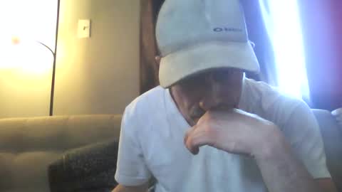 fouraide42 online show from 12-13-24, 01:22