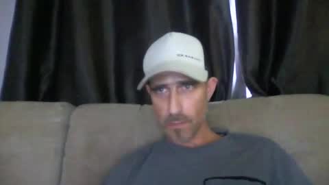 fouraide42 online show from 12-19-25, 04:36