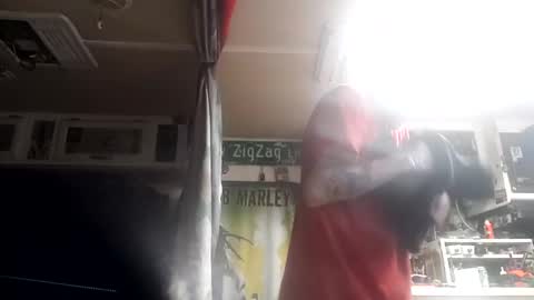 Snapshot of foxbodydave chatting on 03-01-25, 02:34 foxbodydave online show from 03-01-25, 02:34