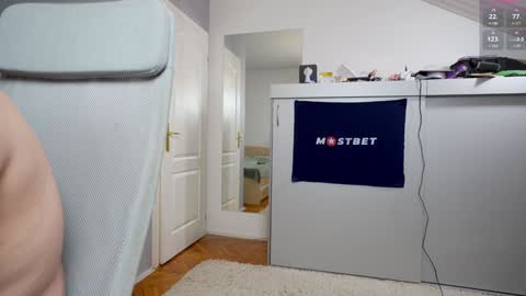 Snapshot of foxeslovefoxes chatting on 12-07-24, 02:24 CUSTOM PHOTOS AND VIDEOS - online show from 12-07-24, 02:24