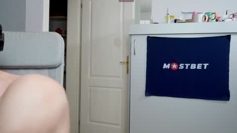 Snapshot of foxeslovefoxes chatting on 12-12-24, 02:55 CUSTOM PHOTOS AND VIDEOS - online show from 12-12-24, 02:55