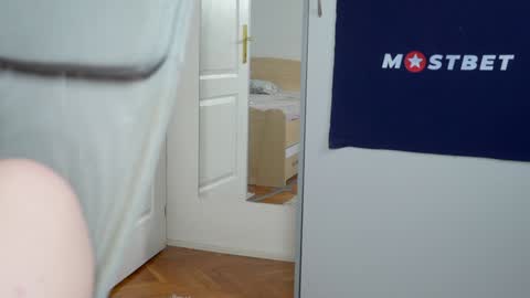 Snapshot of foxeslovefoxes chatting on 01-28-25, 11:06 CUSTOM PHOTOS AND VIDEOS - online show from 01-28-25, 11:06