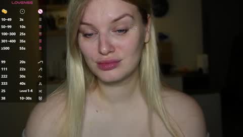 i am your baby Alien  online show from 01-14-25, 10:44