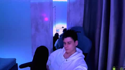 Foxicfu online show from 03-10-25, 03:30