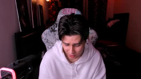 Foxicfu online show from 03-31-26, 02:17