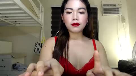 Snapshot of foxieeealona chatting on 09-09-25, 06:51 Alicia Baby online show from 09-09-25, 06:51
