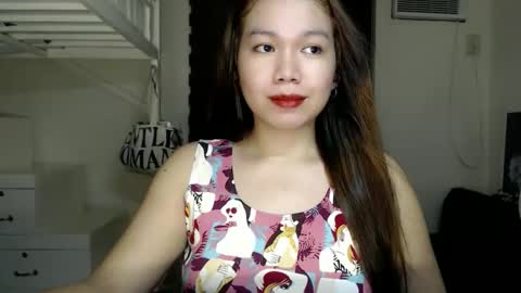 Snapshot of foxieeealona chatting on 10-12-25, 09:47 Alicia Baby online show from 10-12-25, 09:47