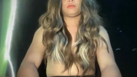 KITTY online show from 12-05-25, 04:25