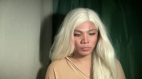 KITTY online show from 04-25-26, 11:13