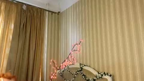 Petra online show from 06-12-26, 03:44
