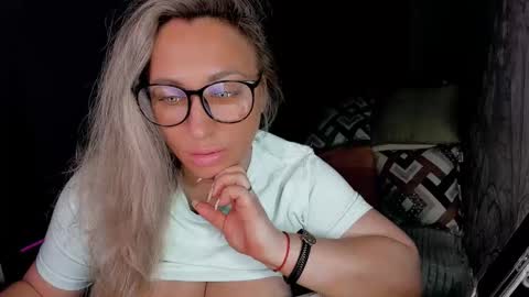 Kris online show from 11-08-25, 01:39