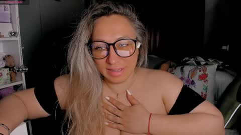 Kris online show from 04-23-26, 04:03