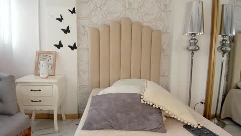 Foxy online show from 12-24-24, 07:00