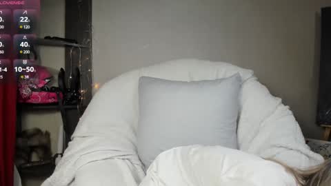 Foxy online show from 02-01-25, 03:30