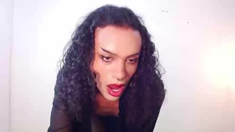 Ella online show from 09-20-25, 04:08