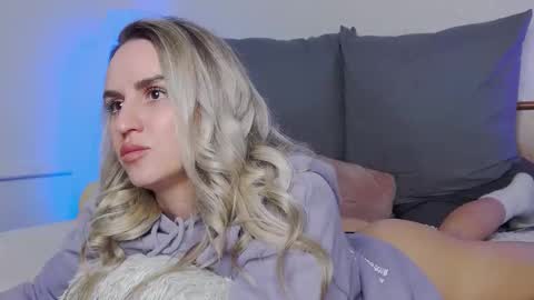 Snapshot of foxy_kimmi chatting on 12-05-25, 07:06 Foxy Kimmi online show from 12-05-25, 07:06