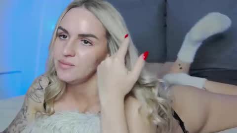 Foxy Kimmi online show from 01-08-26, 06:59