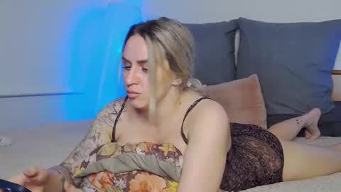 Foxy Kimmi online show from 04-02-26, 06:22