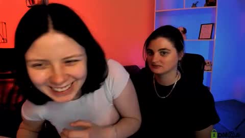 foxy_tease_ online show from 12-04-25, 08:06