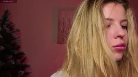 Ammy Fox online show from 11-30-25, 05:33