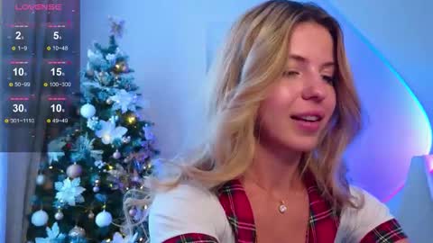 Ammy Fox online show from 12-20-25, 07:37