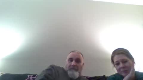 foxyfang online show from 02-18-25, 11:19