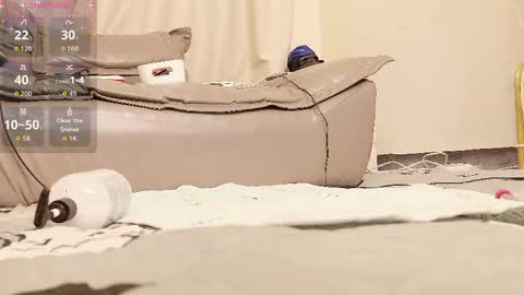 yiyi online show from 04-18-26, 11:58