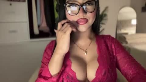 Snapshot of foxyluscious chatting on 03-05-26, 06:31 Ms Celeste Anne online show from 03-05-26, 06:31