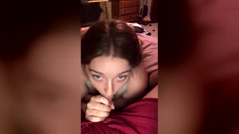foxyred63 online show from 06-18-26, 10:25