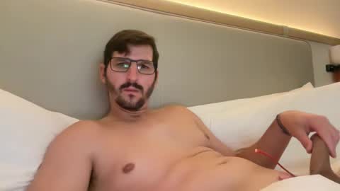 Snapshot of fp004 chatting on 10-14-25, 01:50 fp004 online show from 10-14-25, 01:50