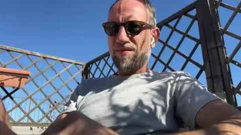 fra___ online show from 10-28-25, 09:35