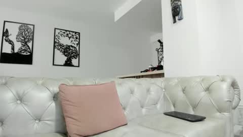 IM FRAIDER online show from 09-27-25, 04:45