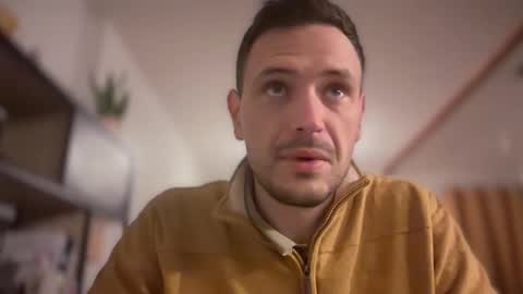 fraisetagada359 online show from 11-04-25, 05:50