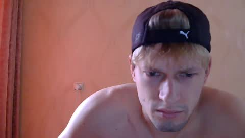 frame_tamer888 online show from 05-13-26, 10:01