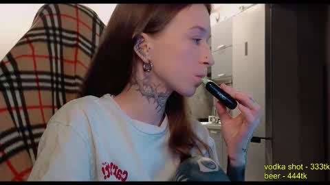 Snapshot of fran_bow chatting on 10-30-25, 05:20 fran_bow online show from 10-30-25, 05:20