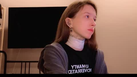 fran_bow online show from 04-09-26, 11:21