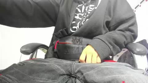 Snapshot of fran_boy_ chatting on 01-15-26, 03:44 Fran online show from 01-15-26, 03:44