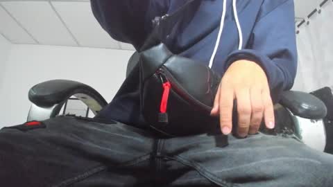 Snapshot of fran_boy_ chatting on 01-16-26, 04:16 Fran online show from 01-16-26, 04:16