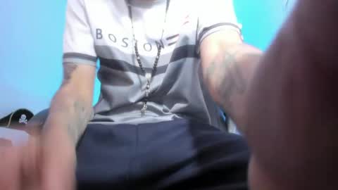 Snapshot of fran_boy_ chatting on 05-19-26, 04:41 Fran online show from 05-19-26, 04:41