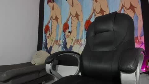 Snapshot of fran_boy_ chatting on 05-26-26, 03:57 Fran online show from 05-26-26, 03:57
