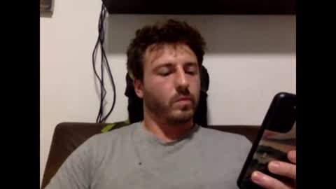 Snapshot of francaiiiiiis chatting on 11-09-25, 10:08 francaiiiiiis online show from 11-09-25, 10:08