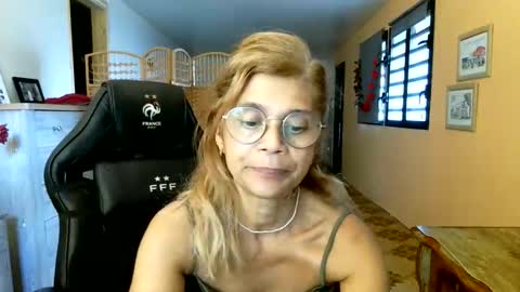 francelune online show from 04-28-26, 12:54