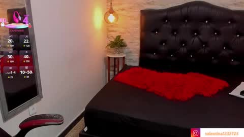          online show from 10-21-25, 02:45